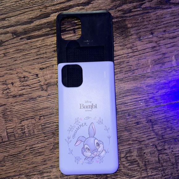 iPhone 11 Disney wallet case - Picture 2 of 4